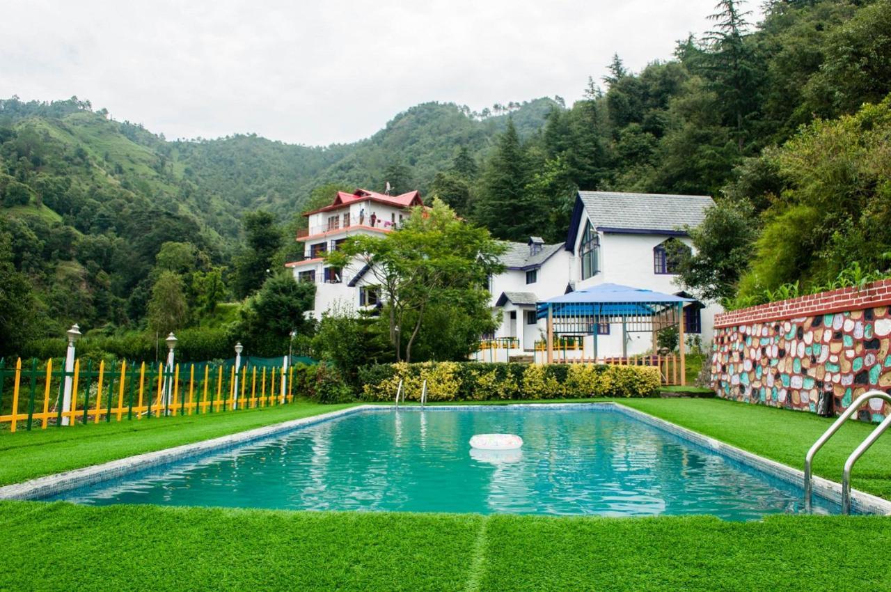 Evaan Resorts Oakwood Hamlet shoghi Shimla Buitenkant foto