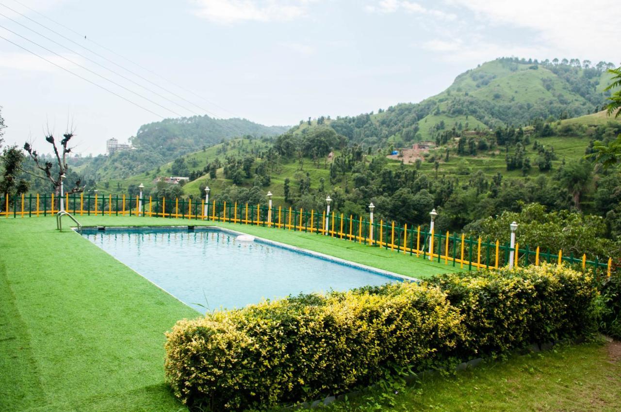 Evaan Resorts Oakwood Hamlet shoghi Shimla Buitenkant foto