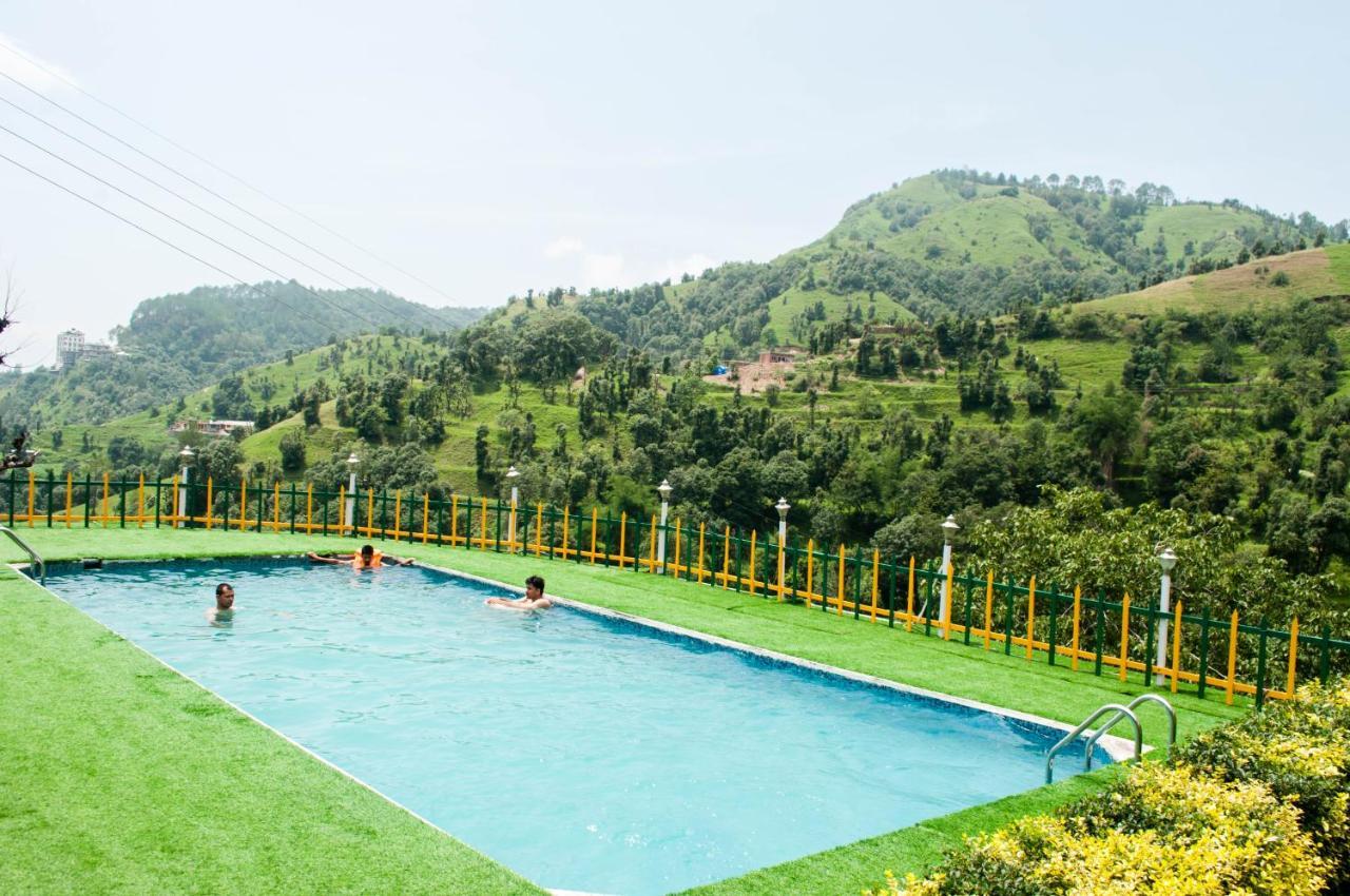 Evaan Resorts Oakwood Hamlet shoghi Shimla Buitenkant foto
