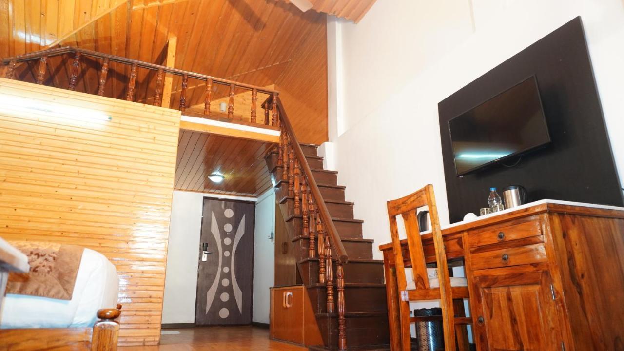 Evaan Resorts Oakwood Hamlet shoghi Shimla Buitenkant foto
